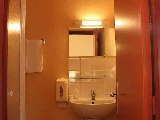 Hotell Des Lices - Angers